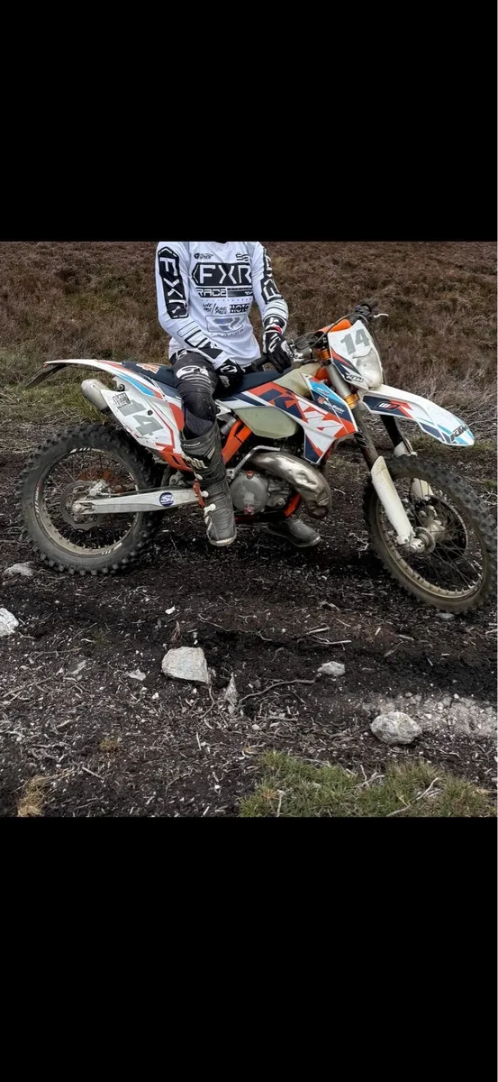 KTM 300 EXC, 2-stroke enduro - Image 3