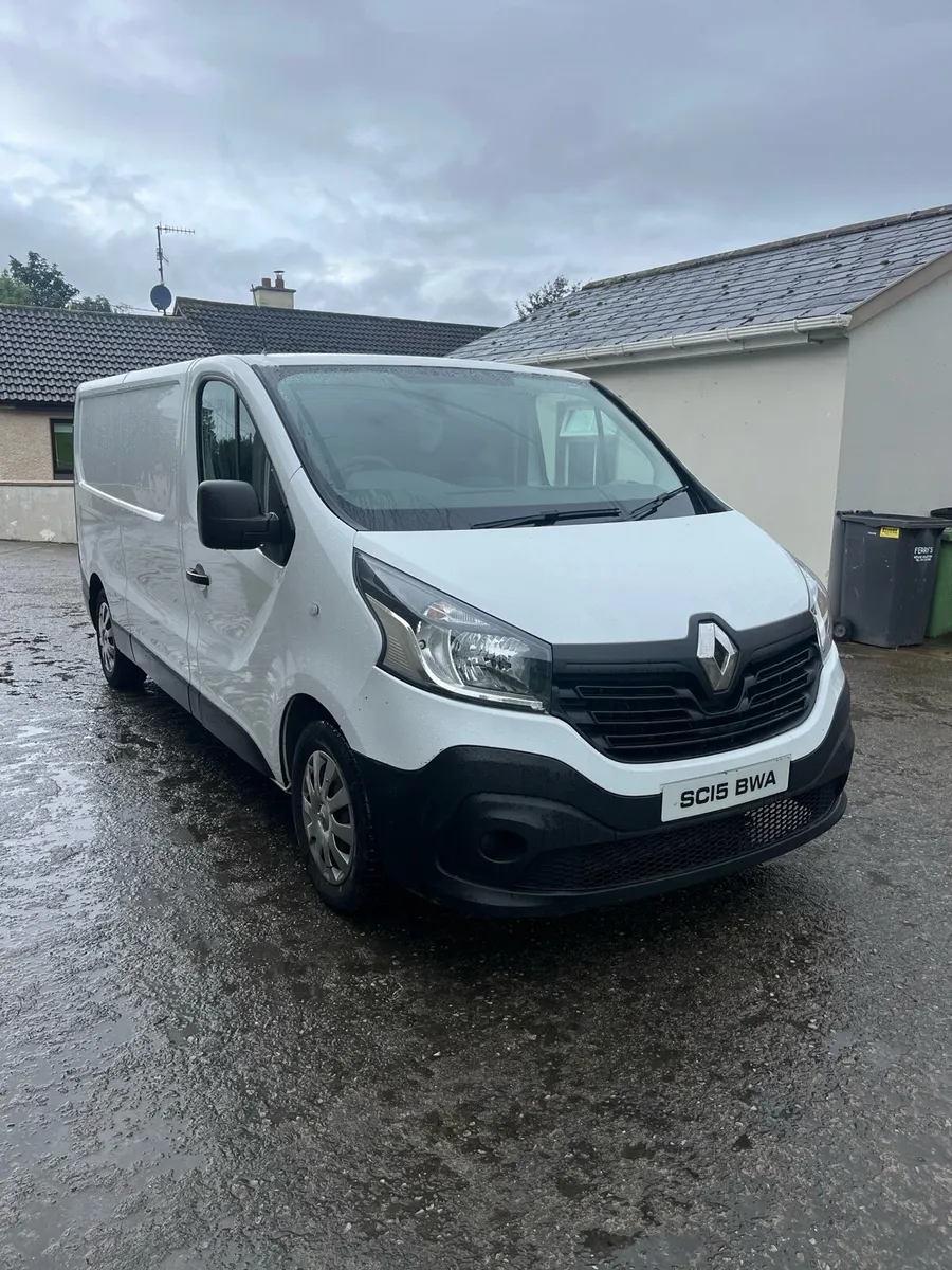 Renault trafic LWB - Image 1