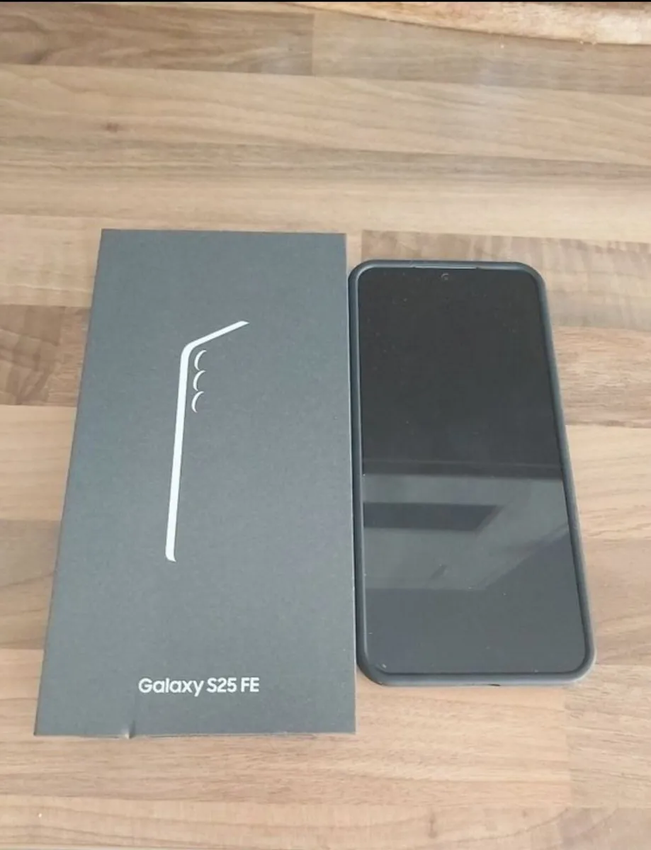 Samsung S25FE 256gb - Image 1