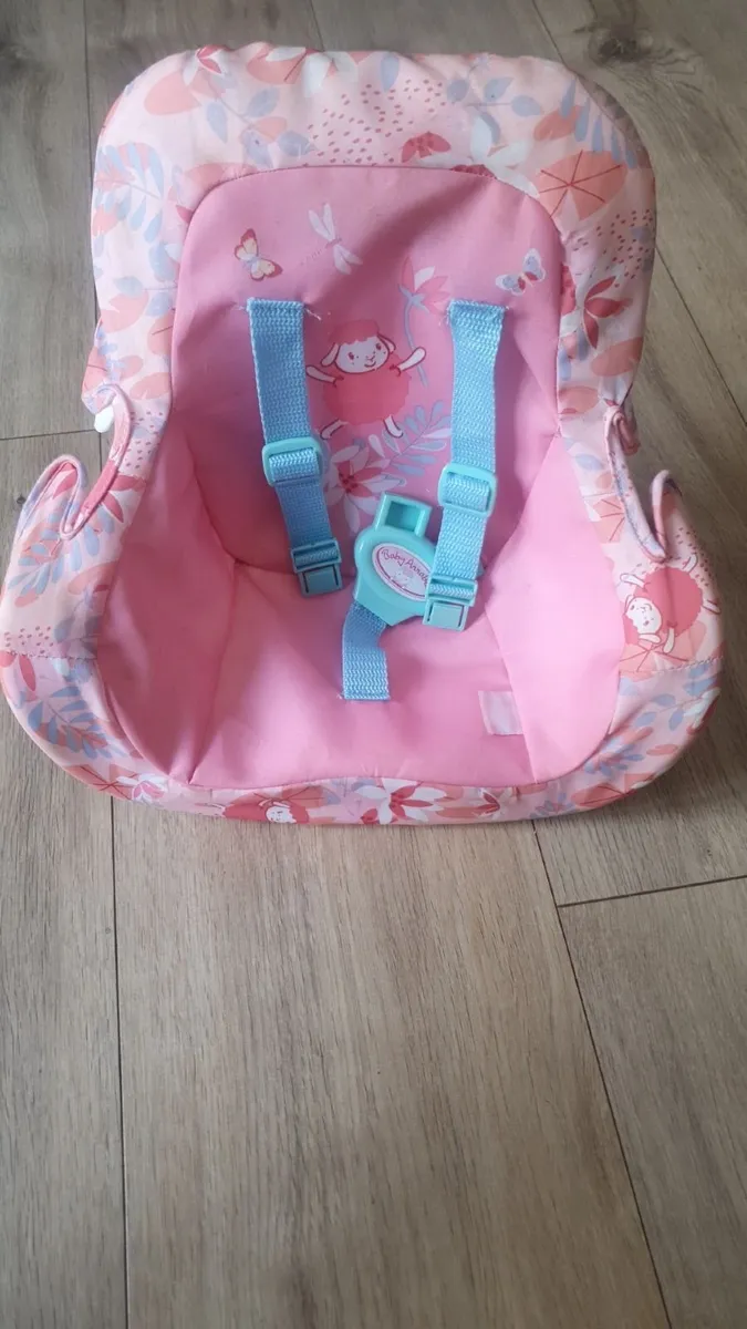 Dolls pram and bundle - Image 2