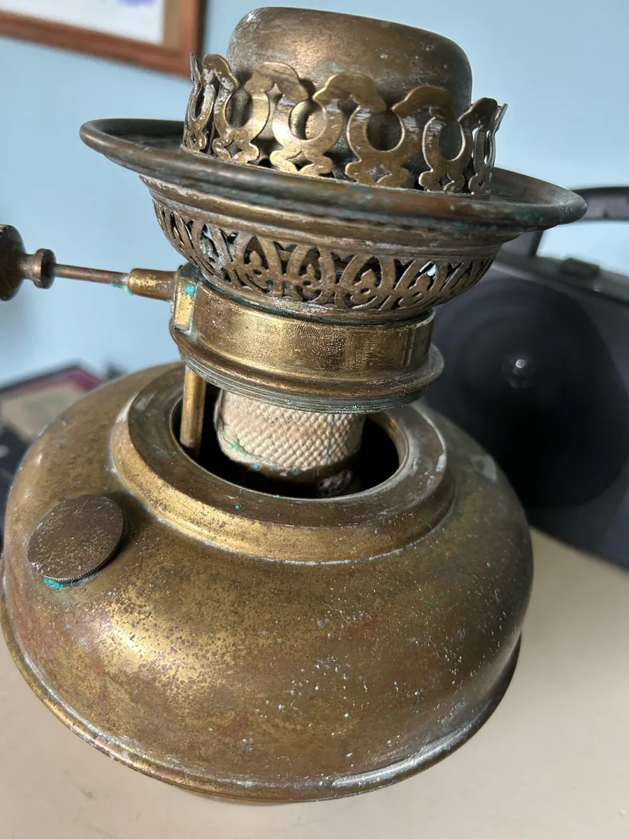 Antique Brass Oil Lamp - Image 4