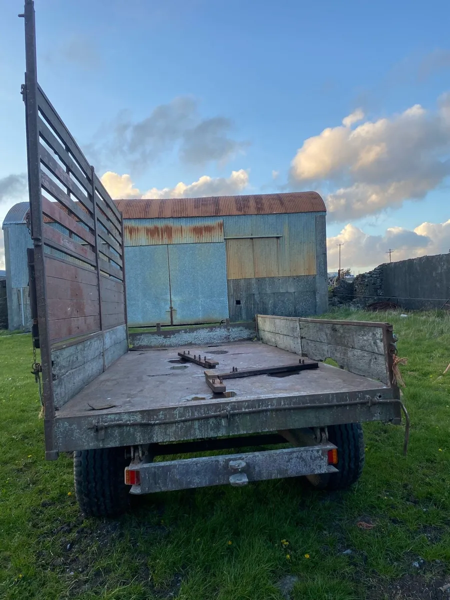 Trailers & dung spreader - Image 4