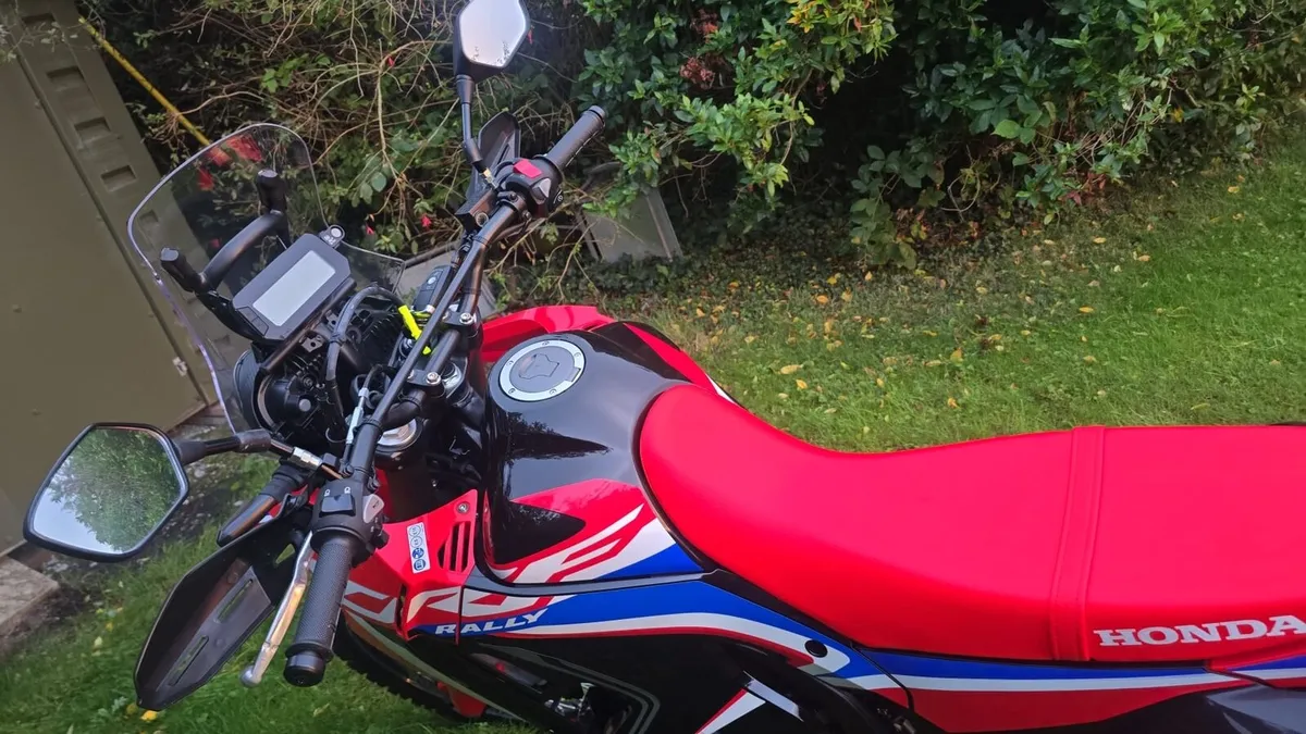 Honda crf rally 300 - Image 2