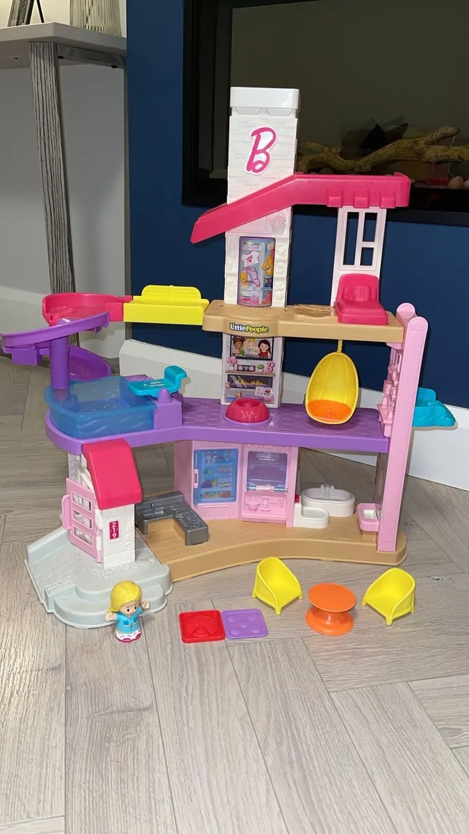 Fisher Price Little People Dream House