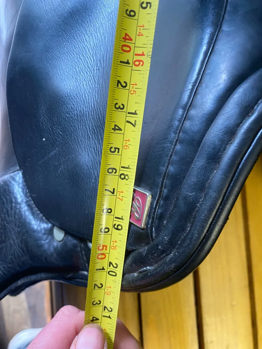 18.5 black Leather saddle medium wide - Image 4