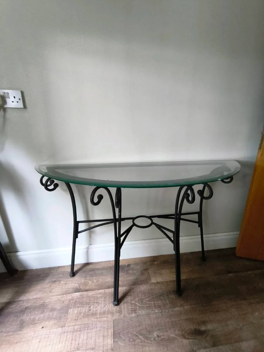 Beautiful half moon table good condition - Image 2