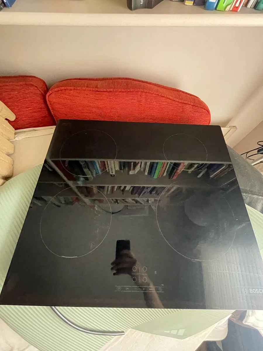 Bosch induction hob - Image 3