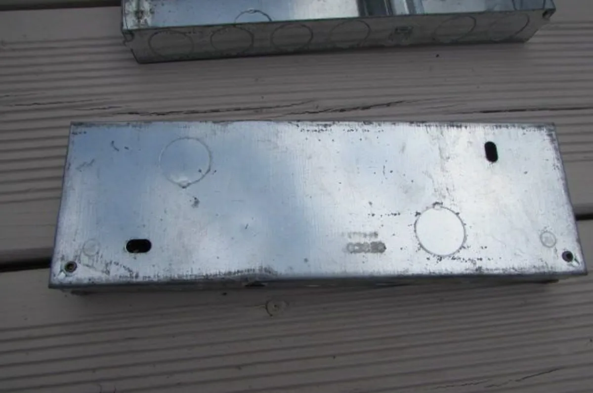 2 + 1 Flush Metal Boxes x 4 for Sale - Image 2