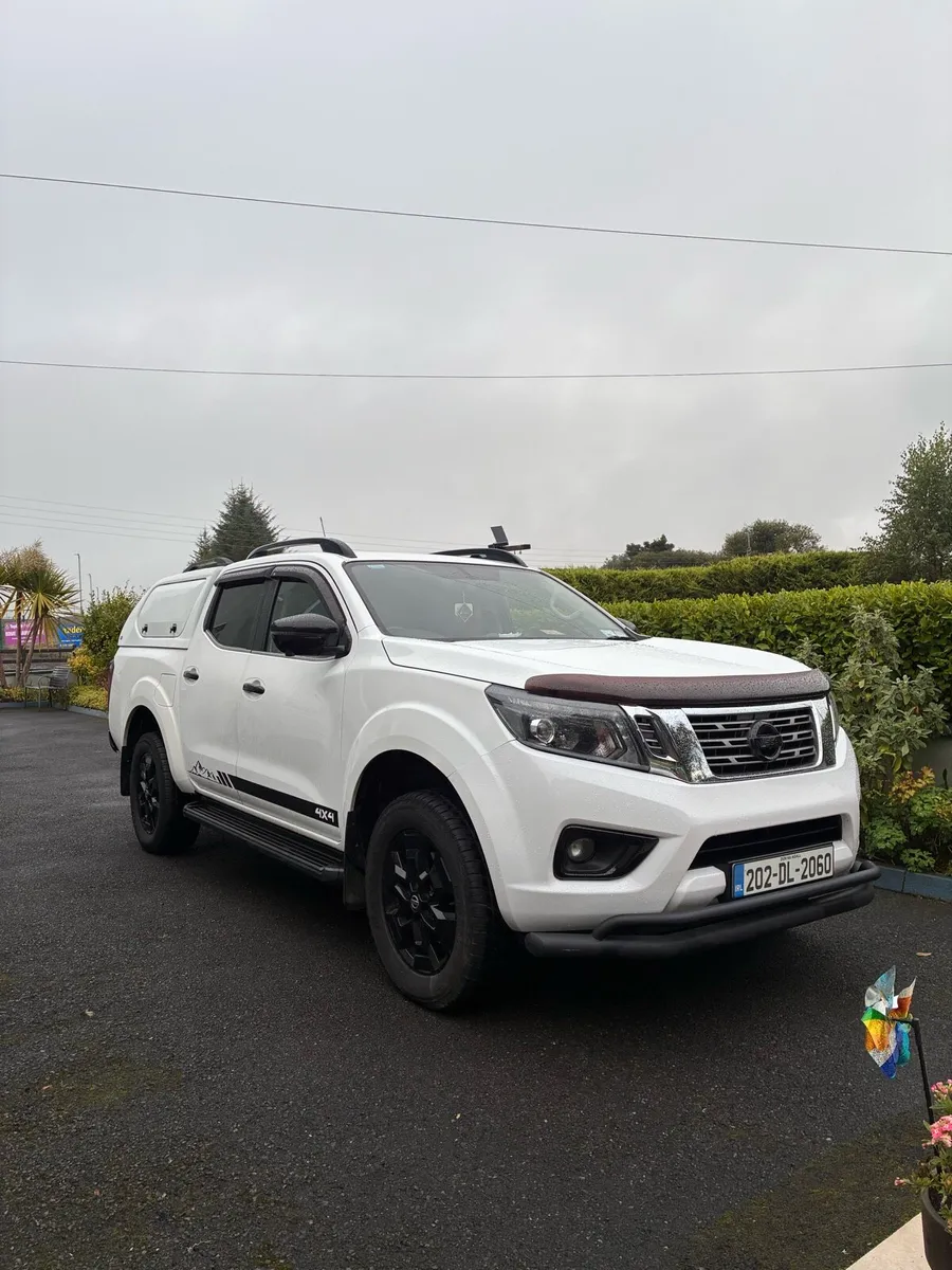 Nissan Navara 2.3 Tekna Auto
