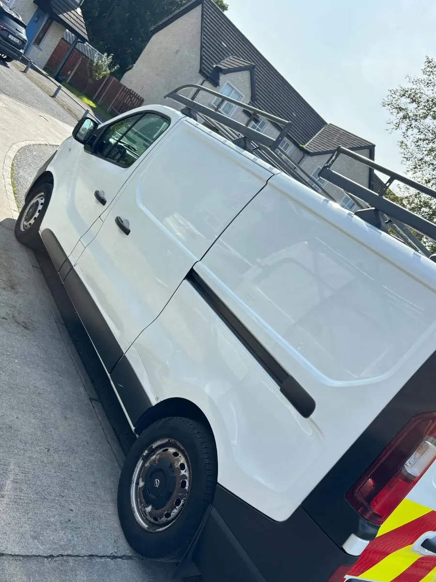 Opel vivaro - Image 2