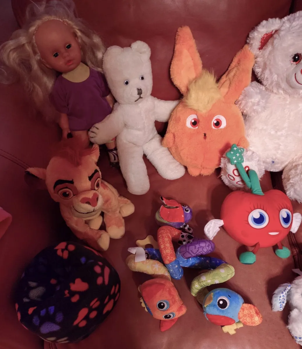 All Sorts Of Toys (used). - Image 3