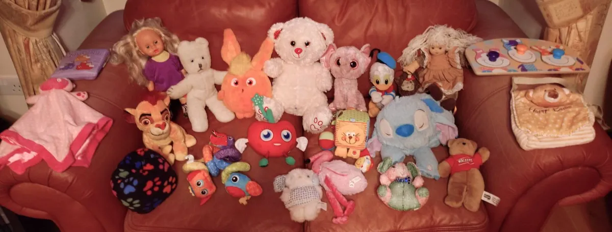 All Sorts Of Toys (used). - Image 1