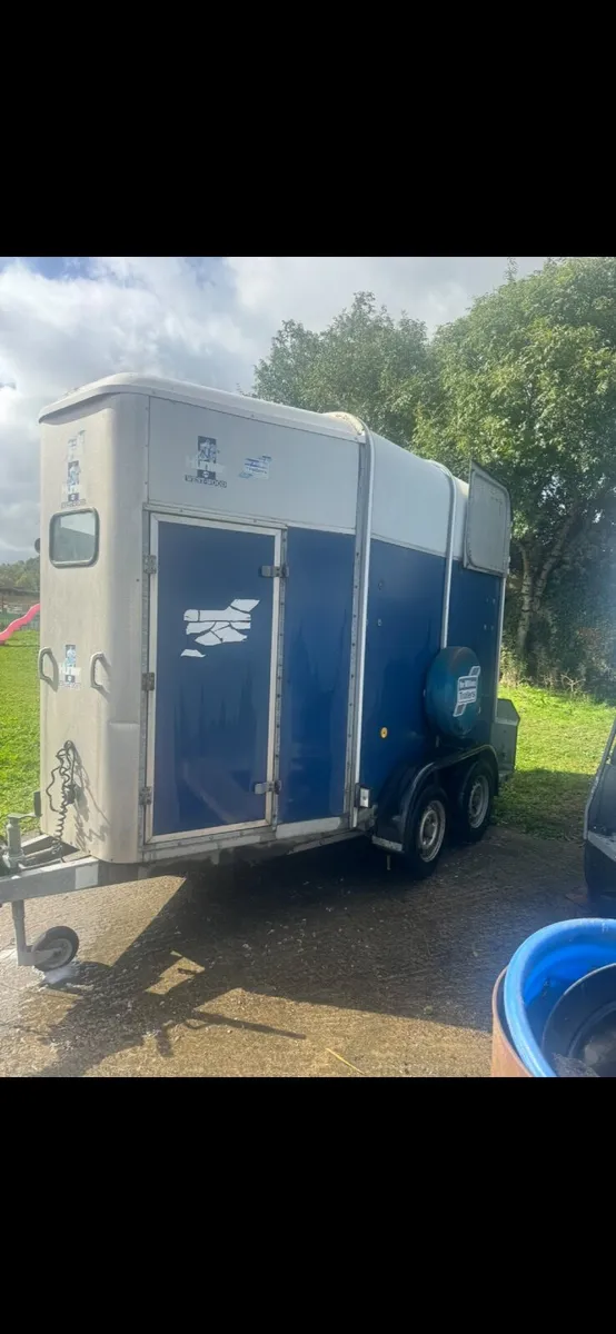 Horsebox - Image 1