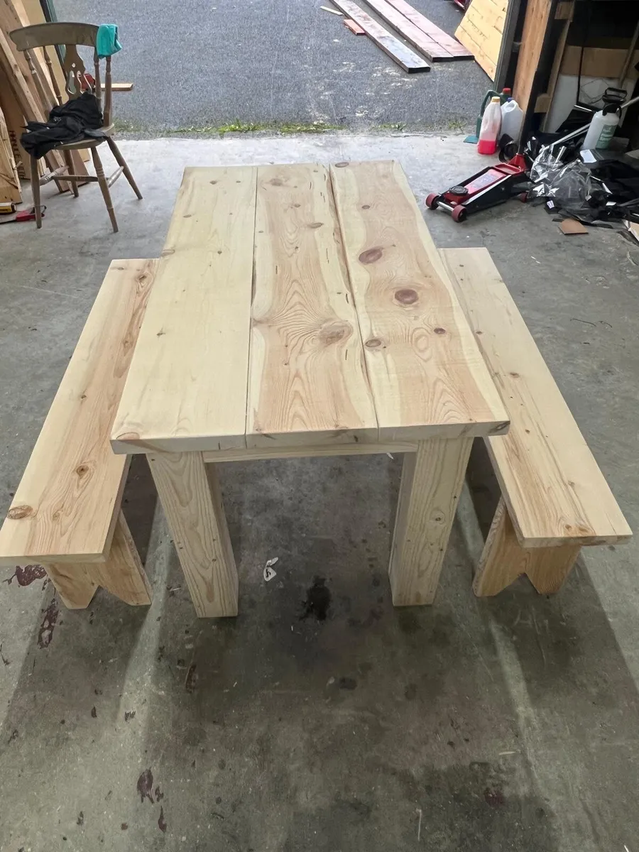 Tables and 2 benches - Image 1