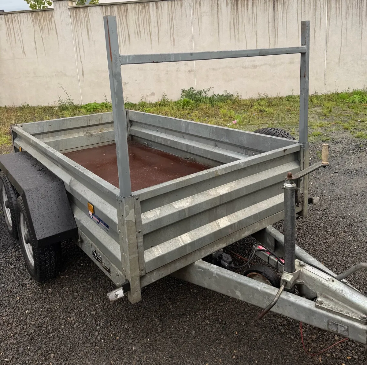 8”2 x4 ft indespension trailer : immaculate  cond - Image 2