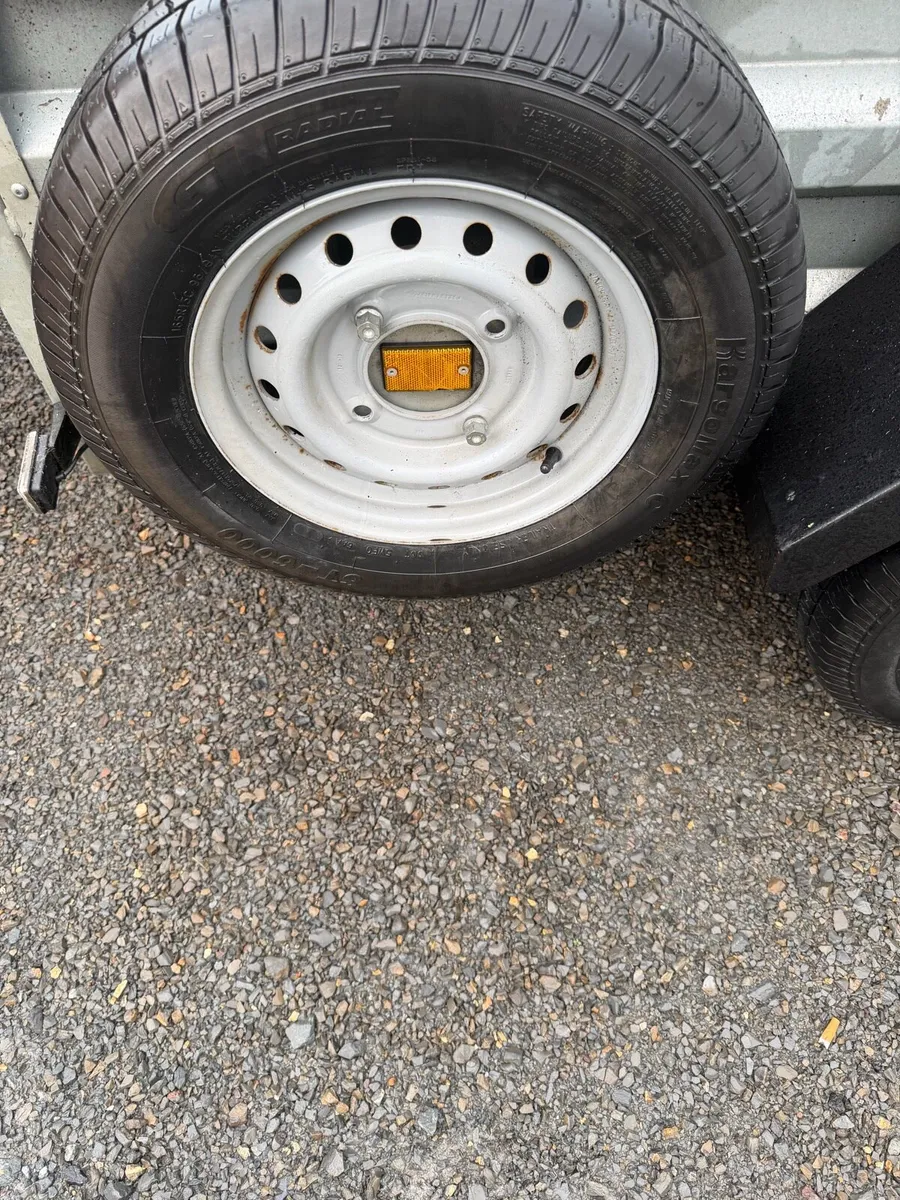 8”2 x4 ft indespension trailer : immaculate  cond - Image 4