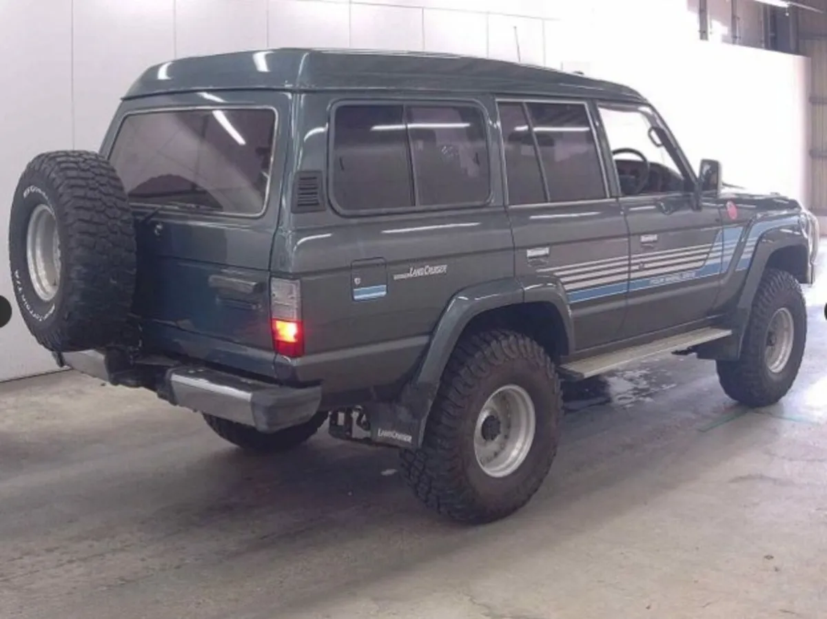 Toyota Land Cruiser 60 Series - Image 3