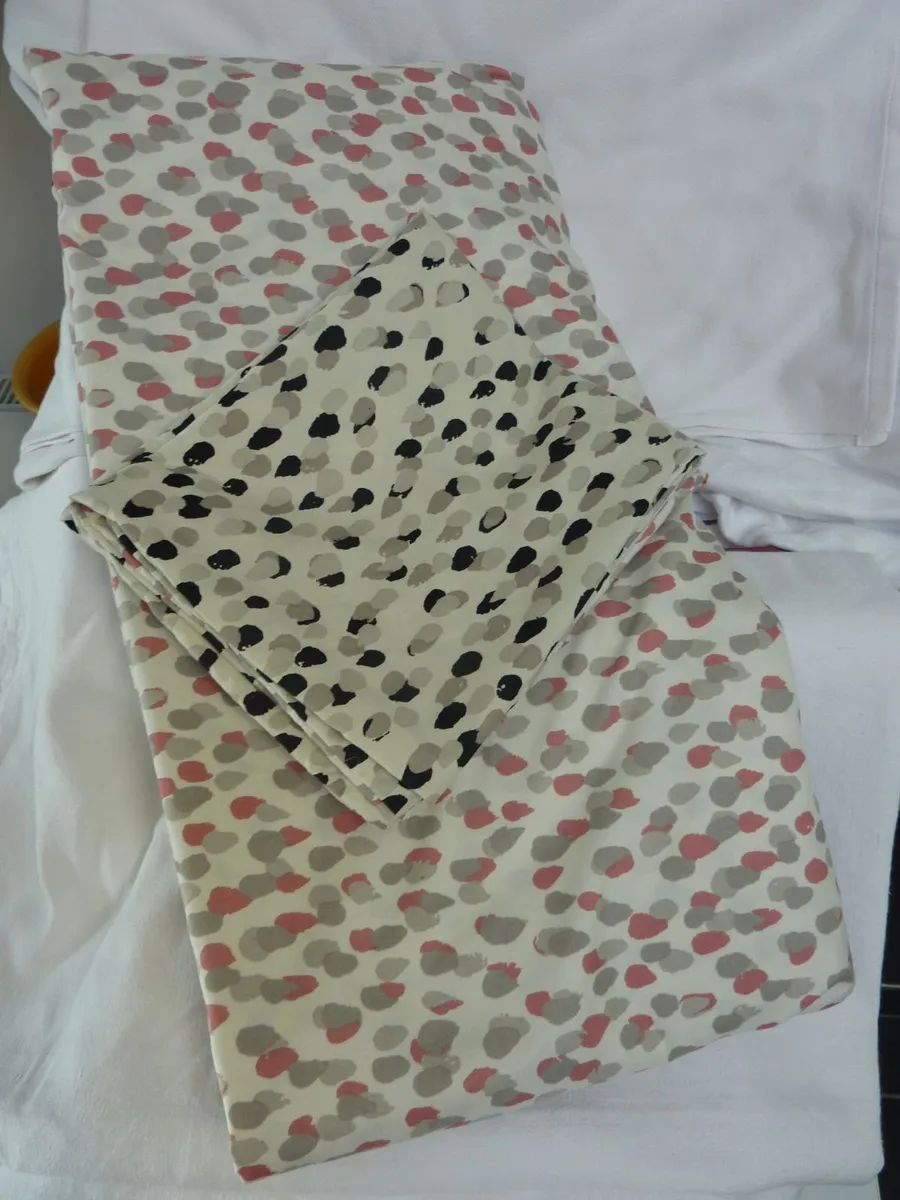 Double duvet cover & pillow cases - Image 3