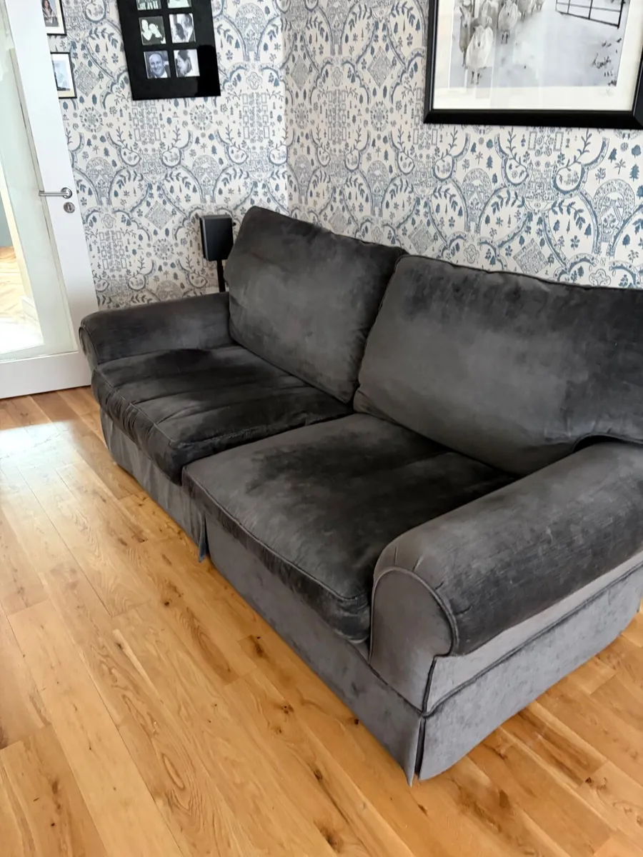 Couch - Image 1
