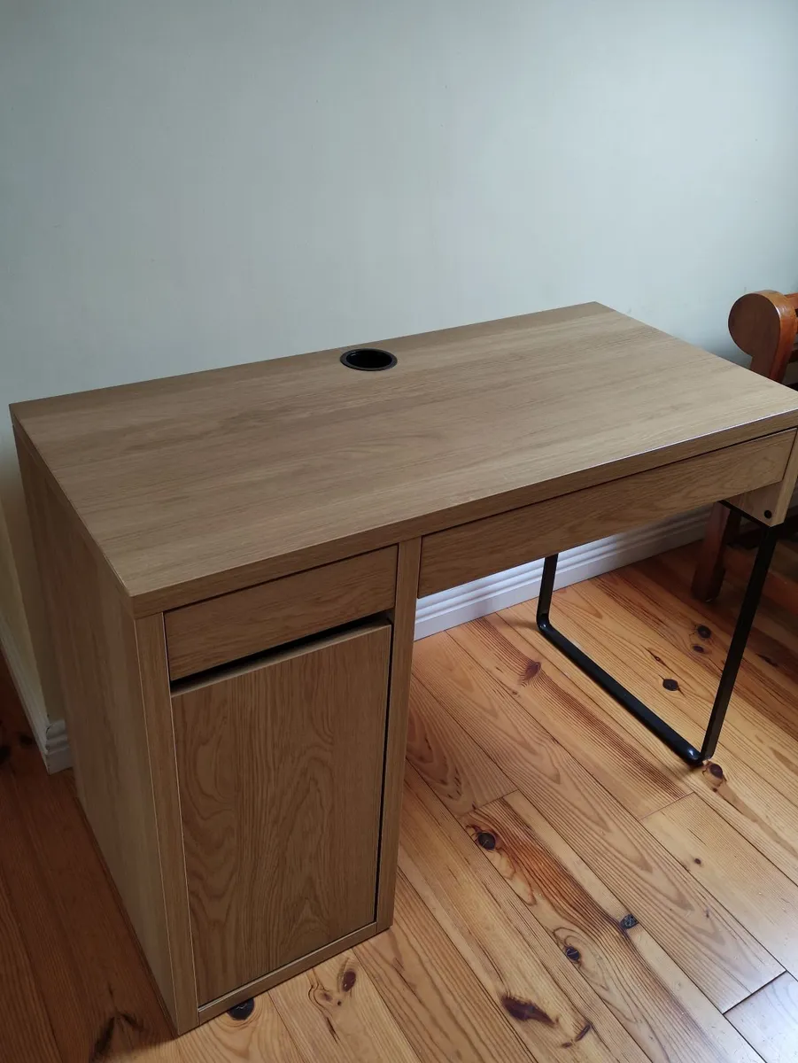 Desk - Image 3