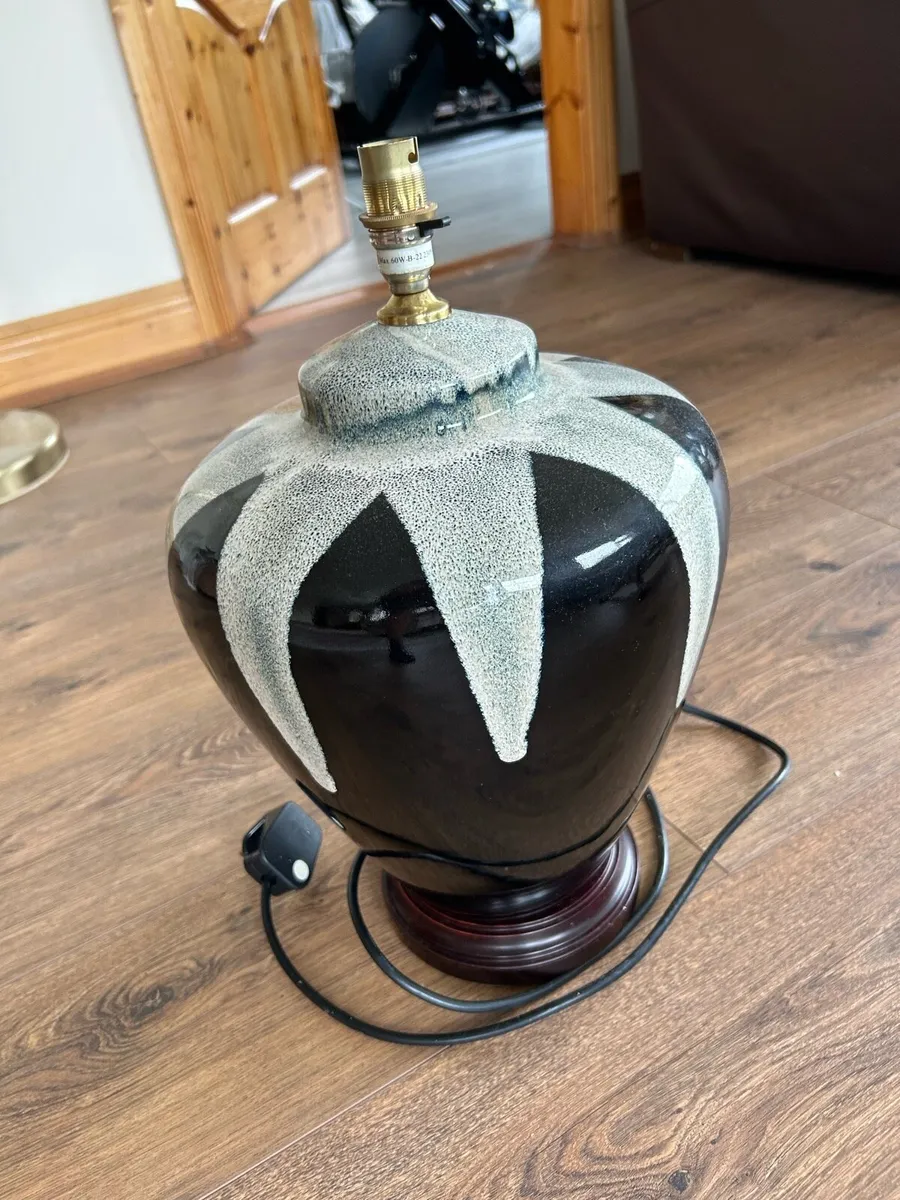2 Ceramic Light Stand - Image 4