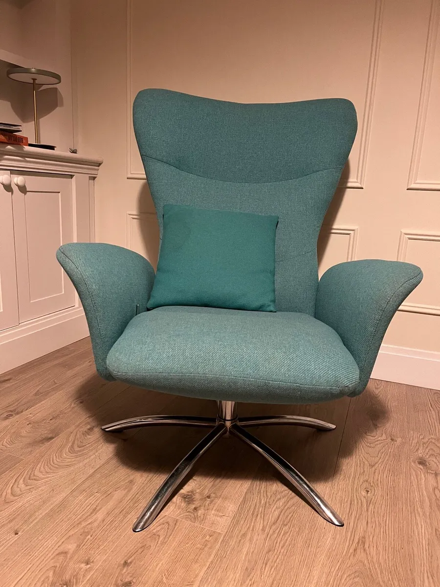 Living room chair - Image 1