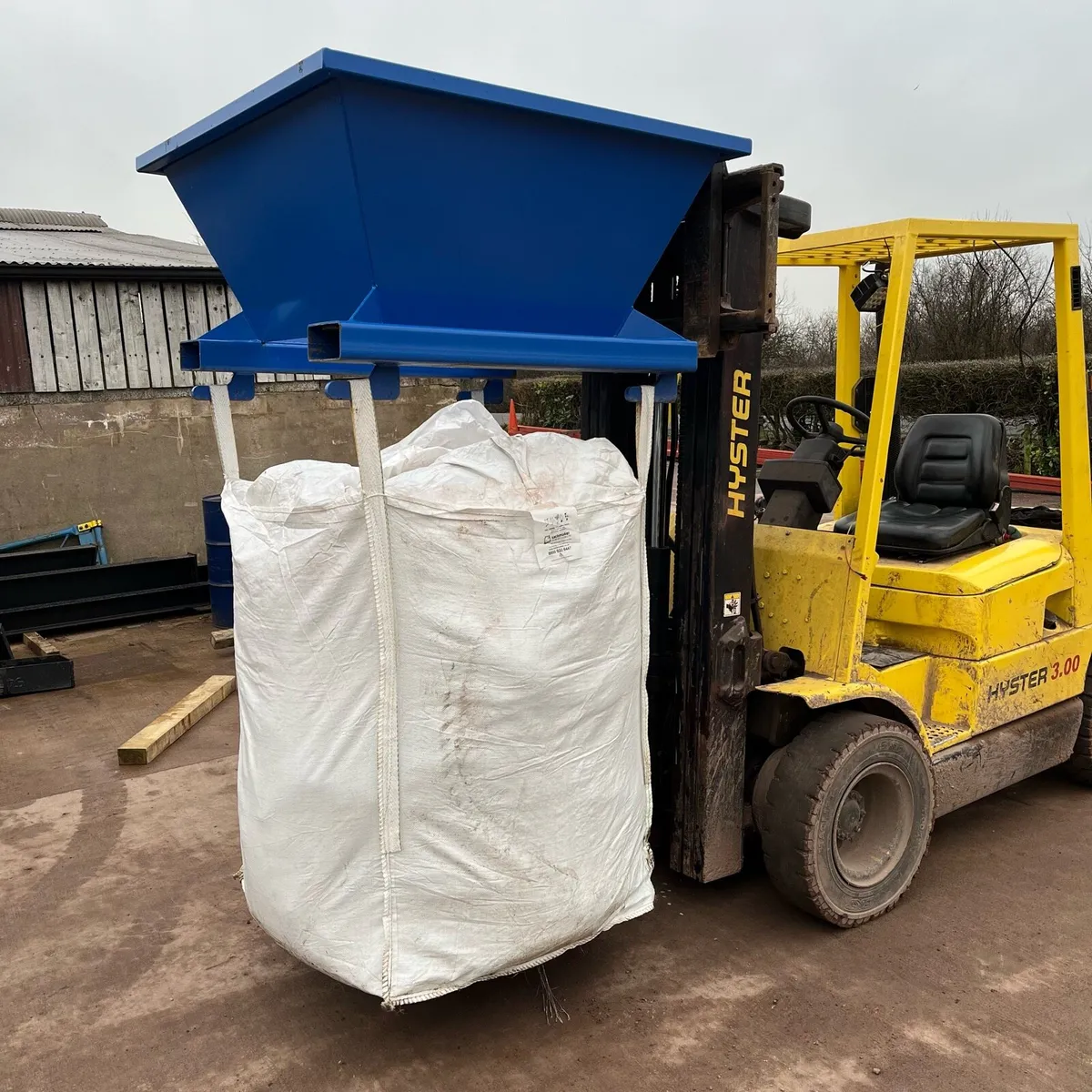 Forklift Bagging Hoppers - Image 1