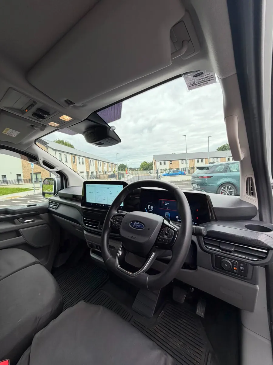 Ford Transit Custom 2025 - Image 4