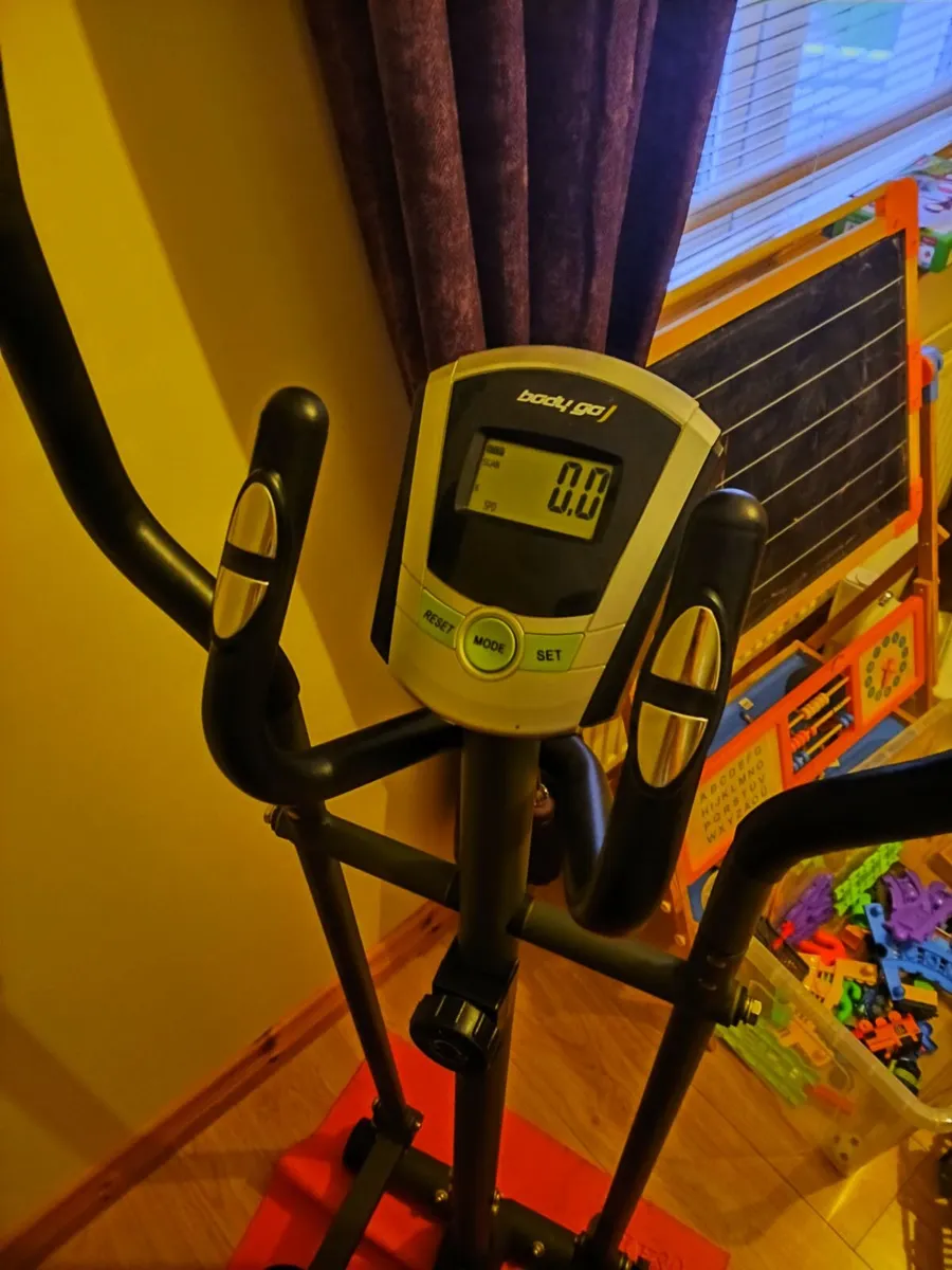 Body Go Cross Trainer / Elliptical Machine - Great - Image 3