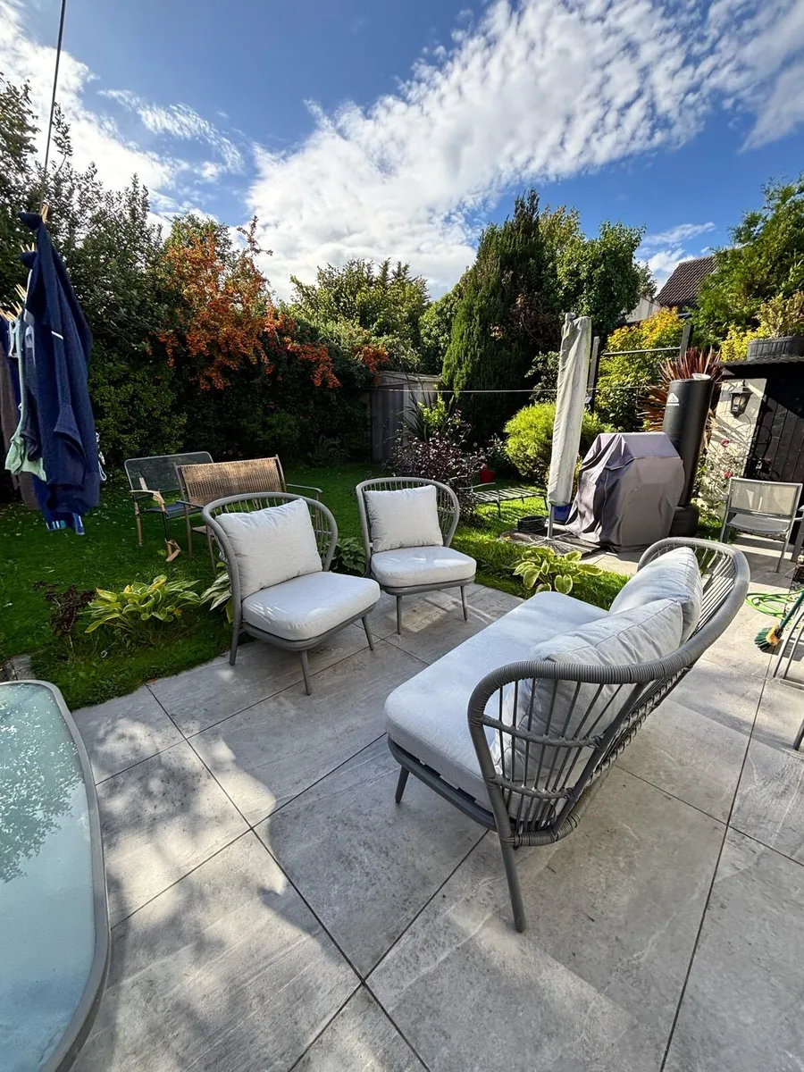 Patio furniture - Image 1