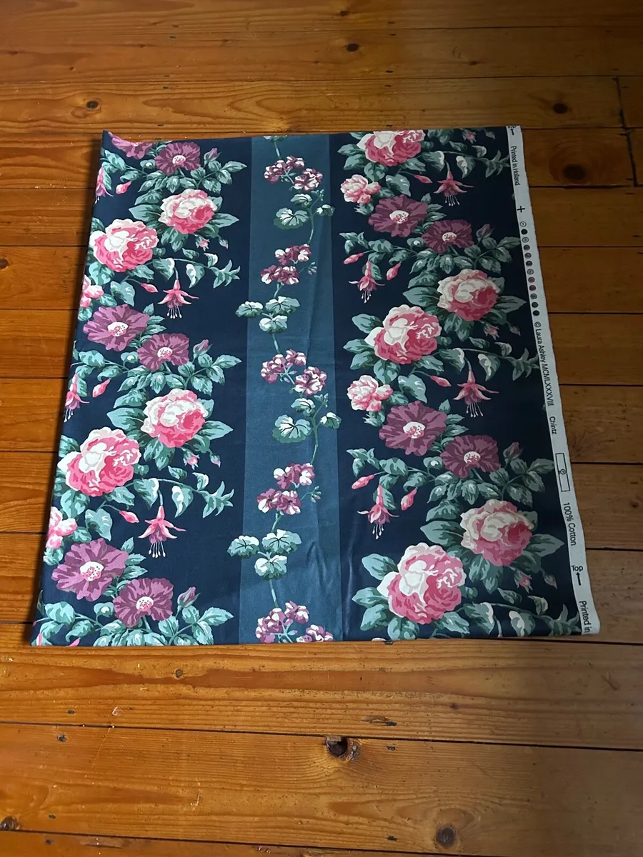 Curtain fabric - Image 1