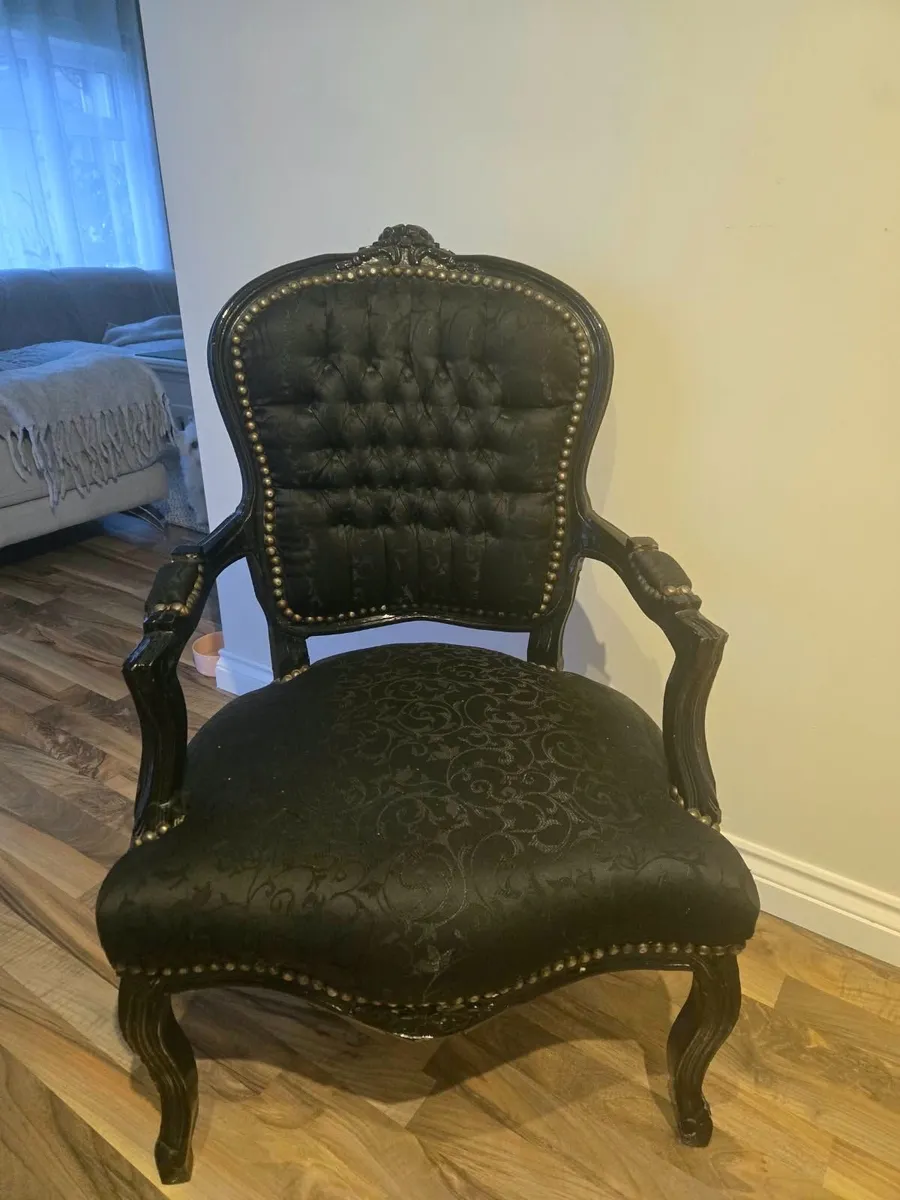 chairs - Image 2