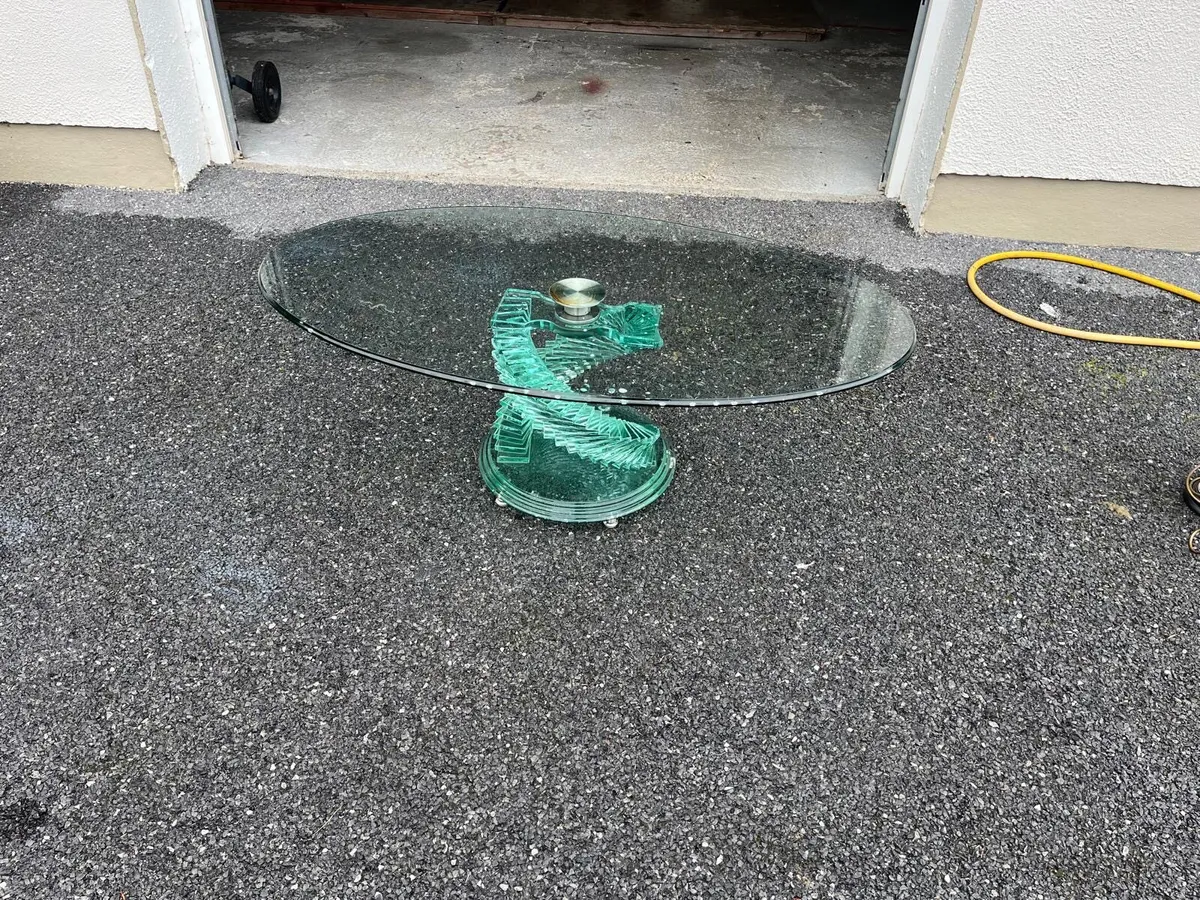 Glass coffee table - Image 2