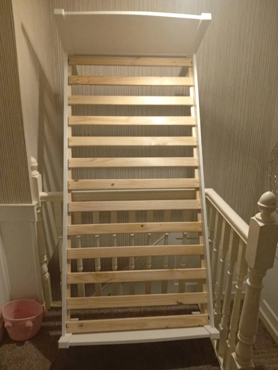 6ft by 3ft bed frame - Image 1