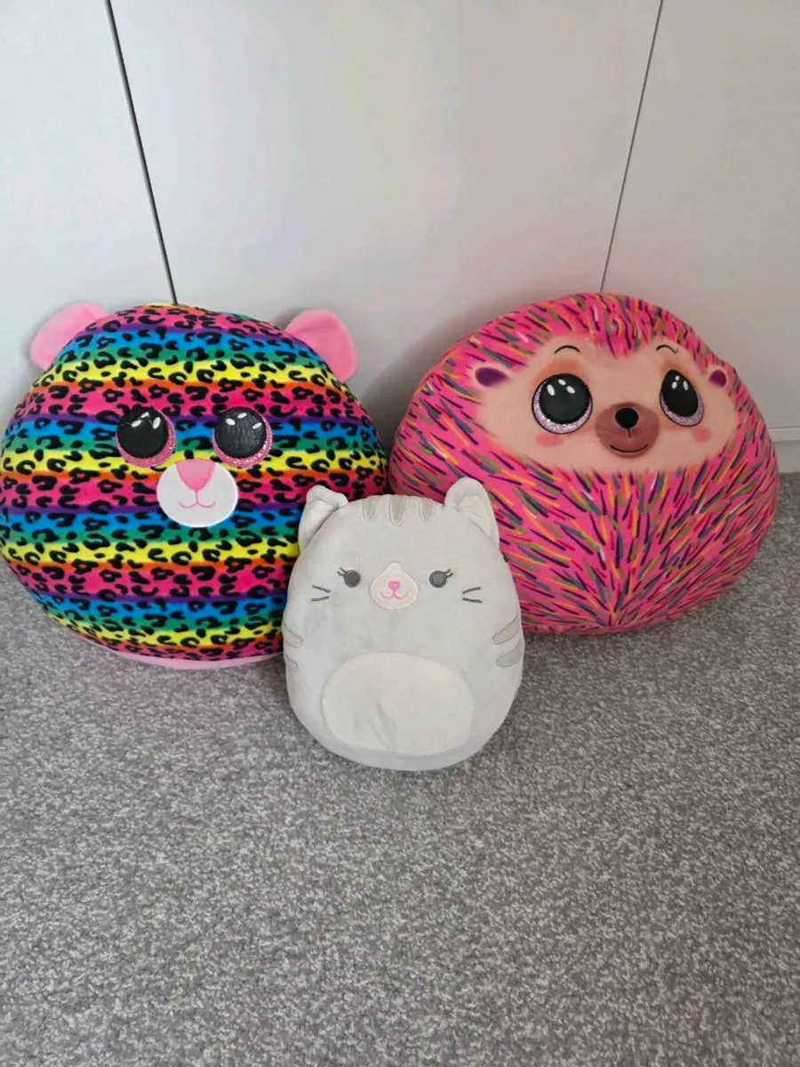 Squishmallow bundle