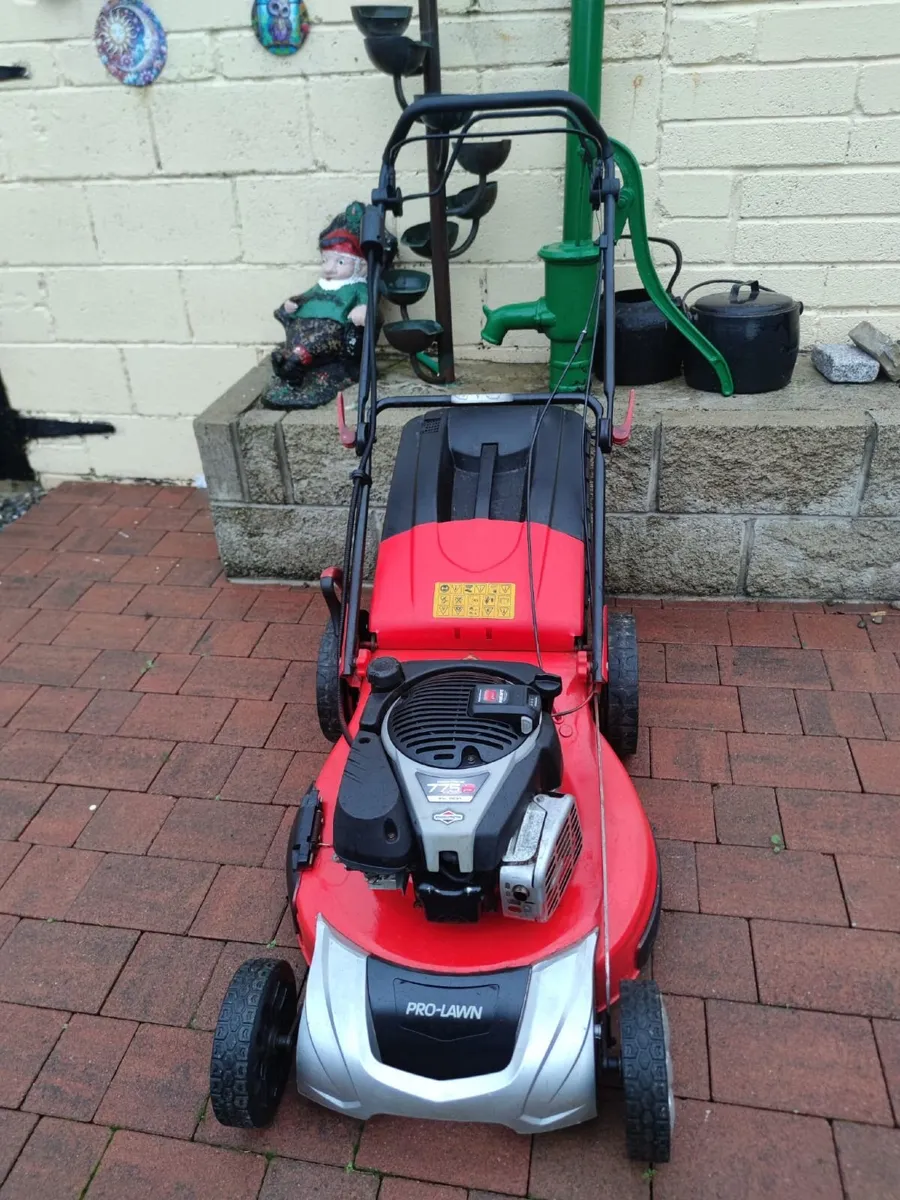 Prolawn self-drive lawn mower electric start - Image 1