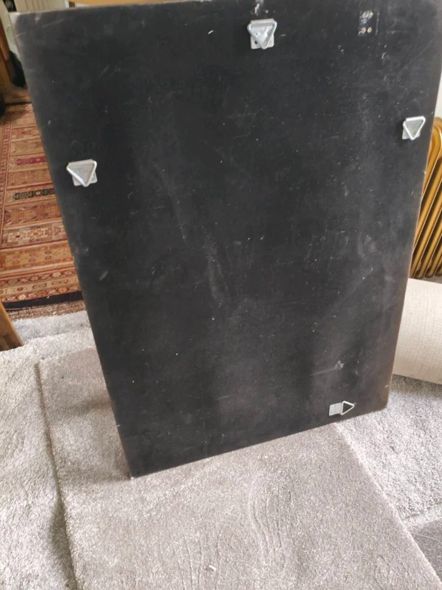 Lovely 4 ft by 2 ft leathereete mirror like new 20 - Image 3