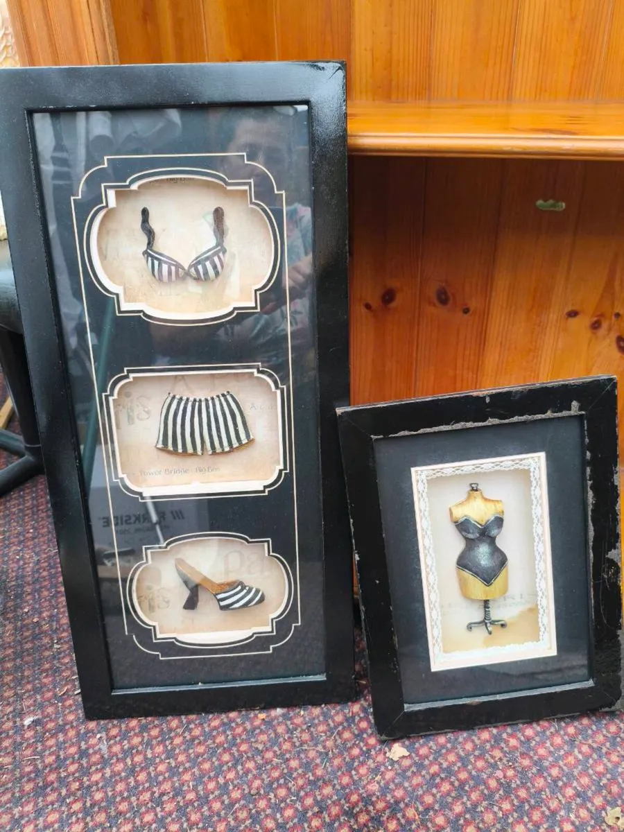 2 lovely vintage style pictures tall table 50 lot. - Image 1