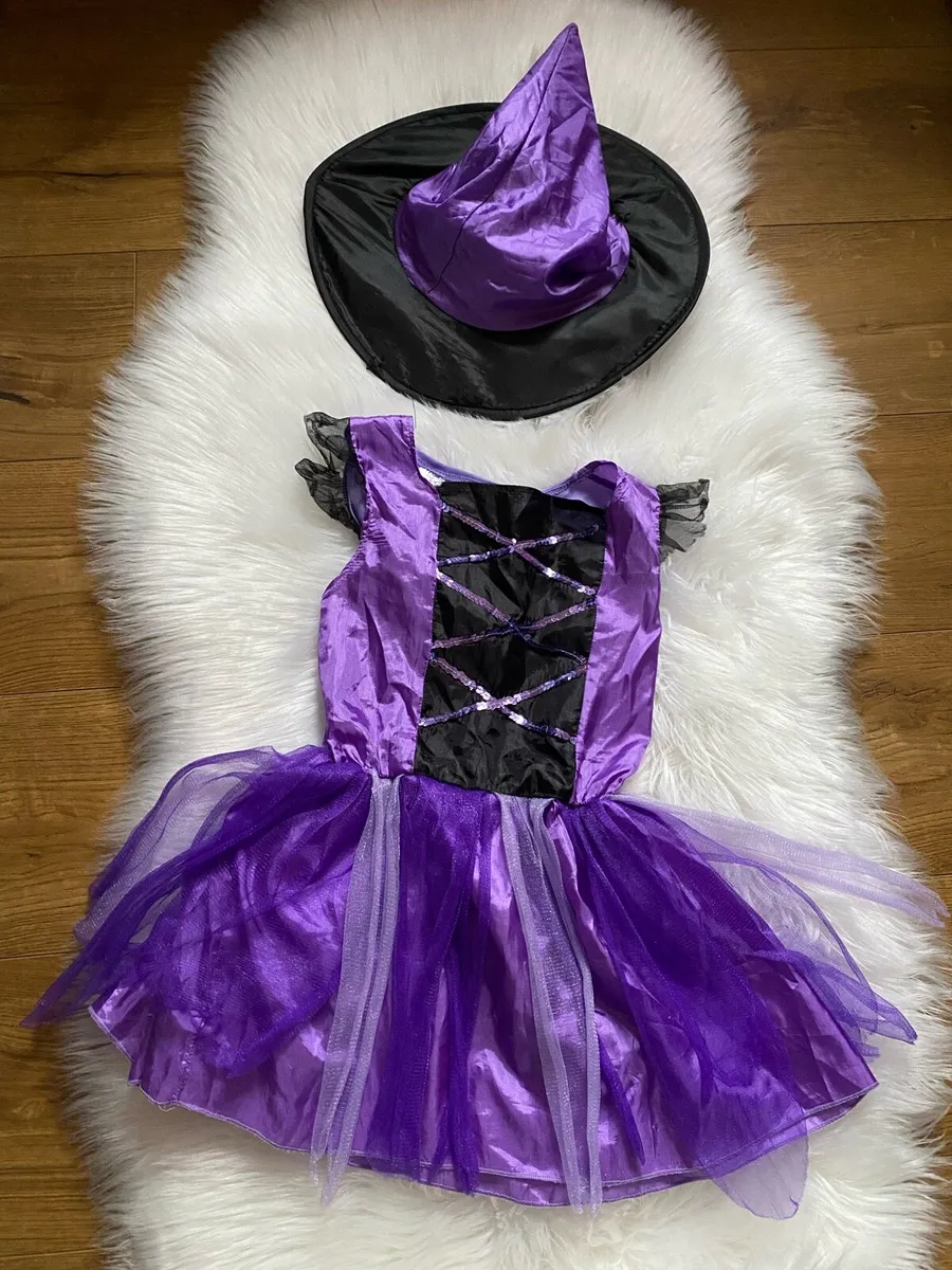 Bundle of used fancy clothes, dresses, costumes .. - Image 2