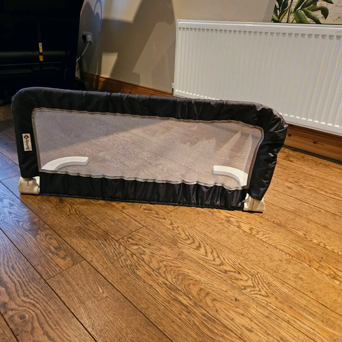 Bed rail, never used - Image 1