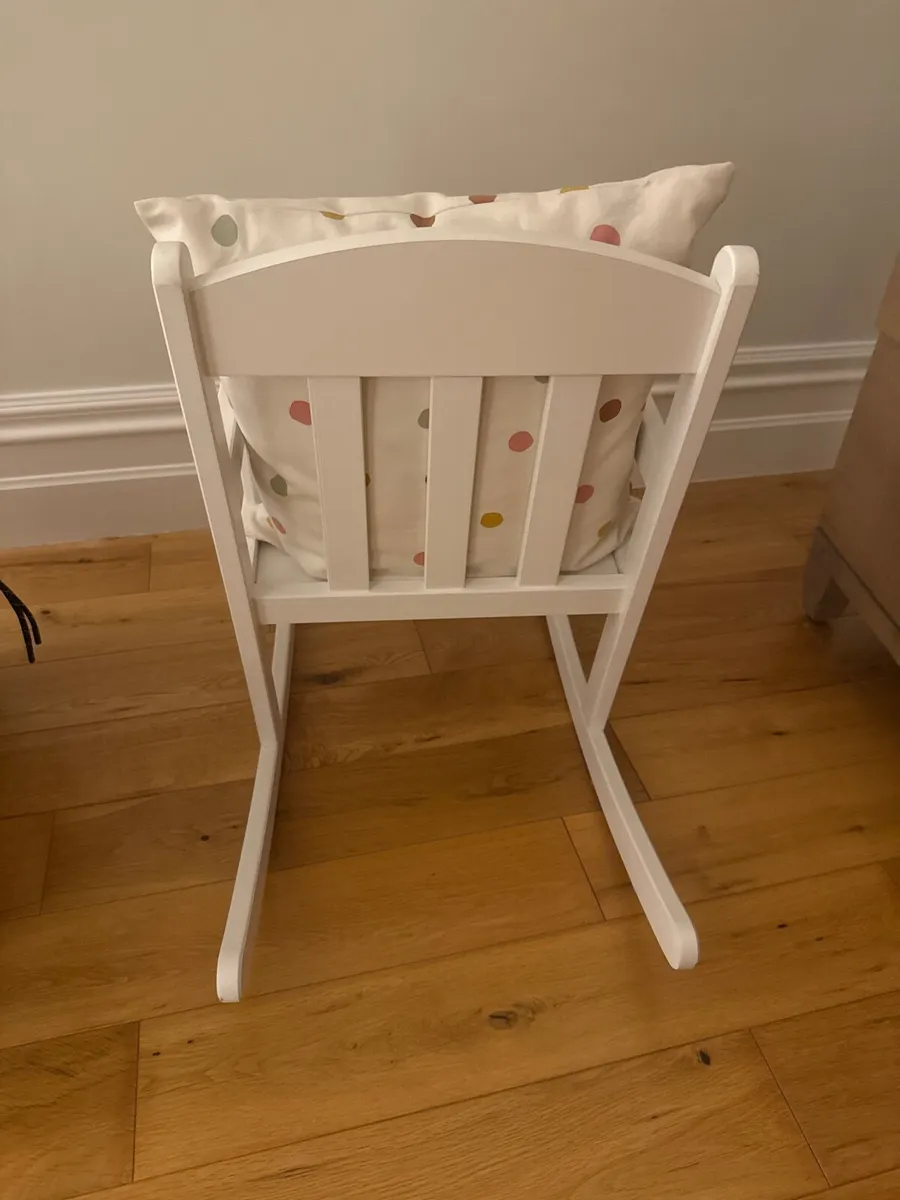 Kids rocking chair - Image 4