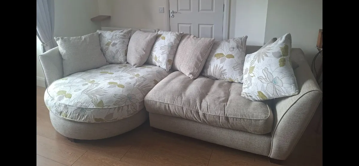 Sofa - Image 3