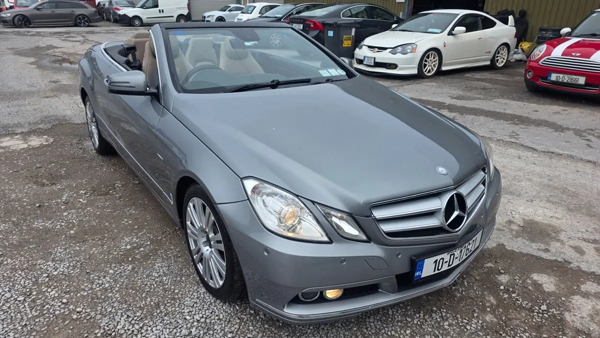 Cabriolet mercedes! New nct and taxed! Automatic! - Image 4