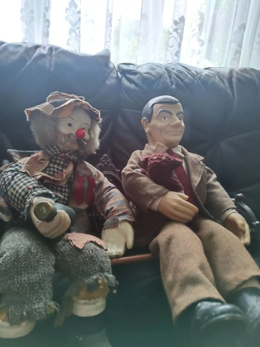 Mr Bean and clown - Image 3