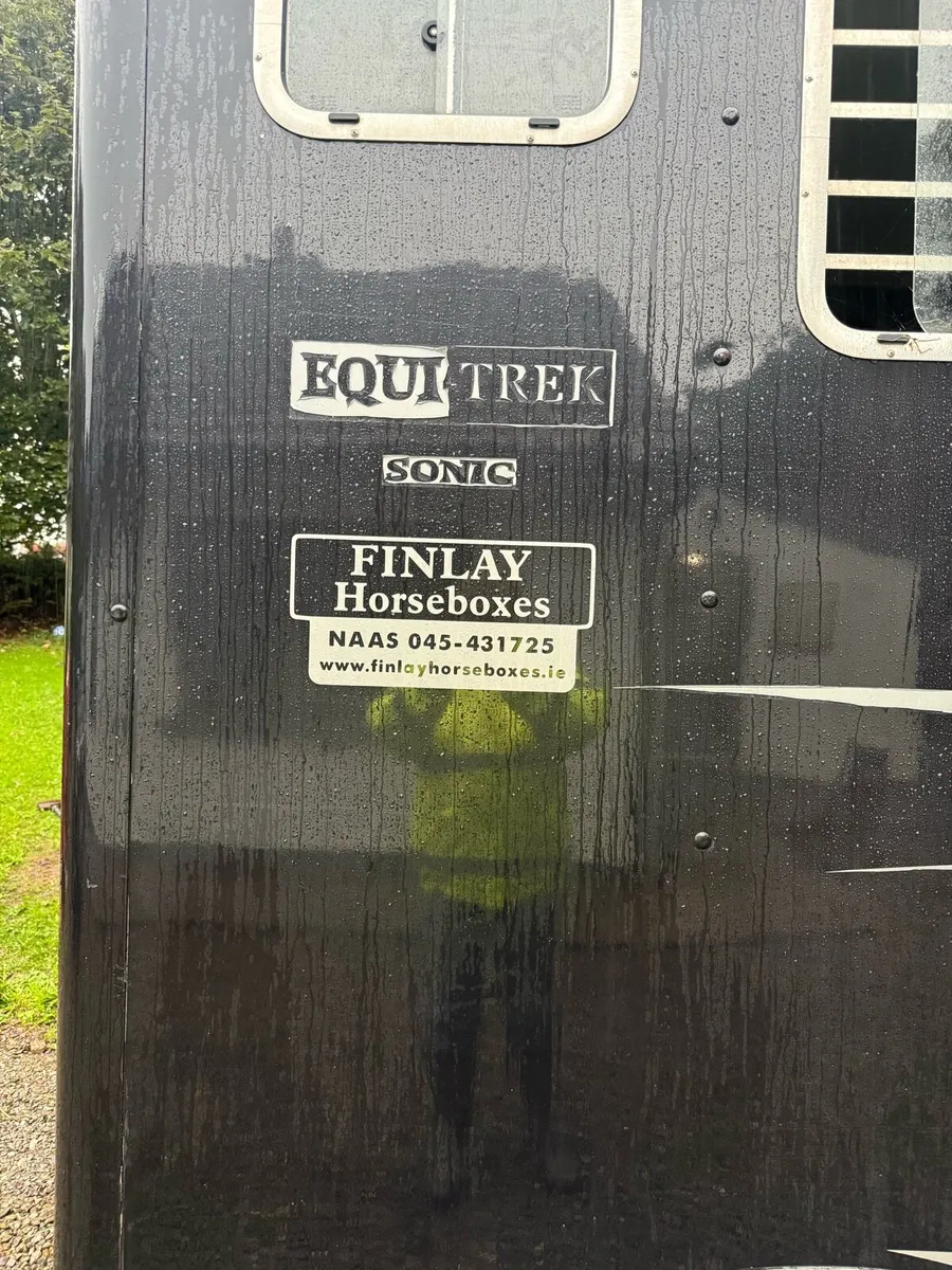 Peugeot Boxer horse van - Image 2