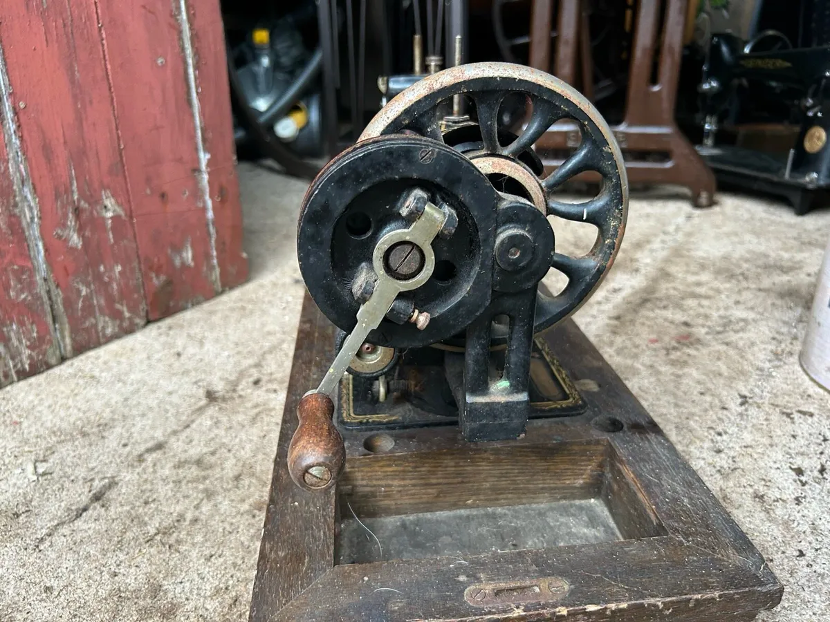 Antique Sewing Machine - Image 2