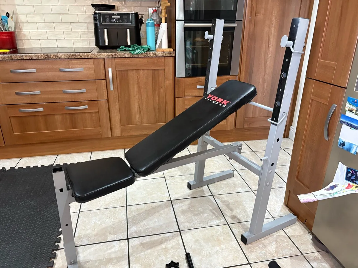 WEIGHT BENCH + CHIN UP, 50KG WEIGHT, MATS, BARS! - Image 3
