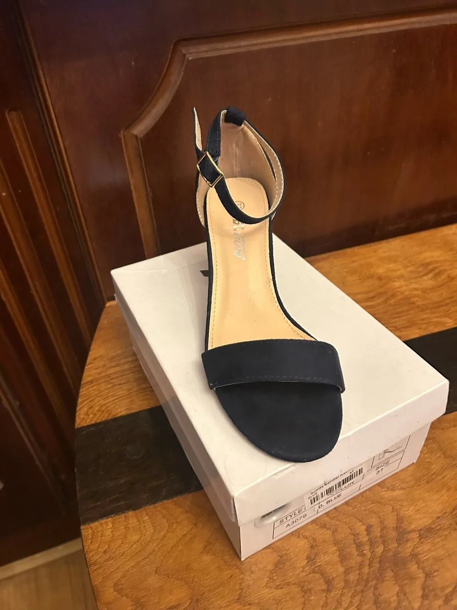 Sandals - Image 1