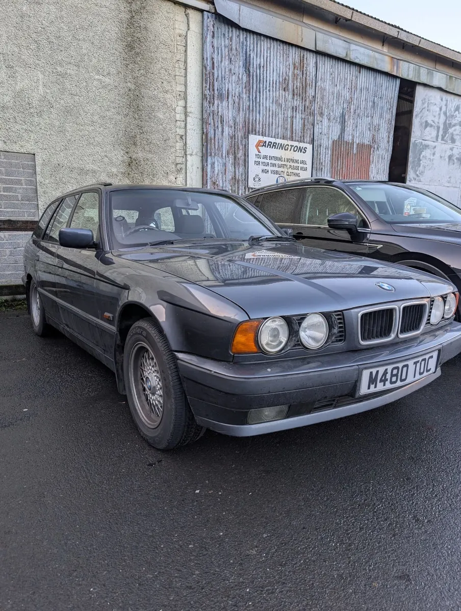 BMW 5-Series 1995 E34 Touring - Image 1
