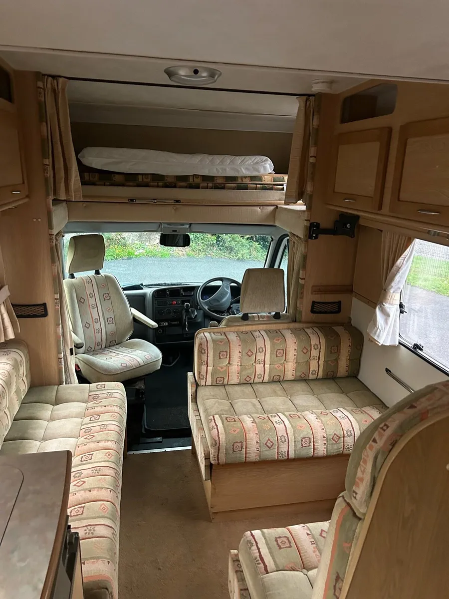 NI 2002 Autoquest 100 2.3 TD 4-Berth - Image 4